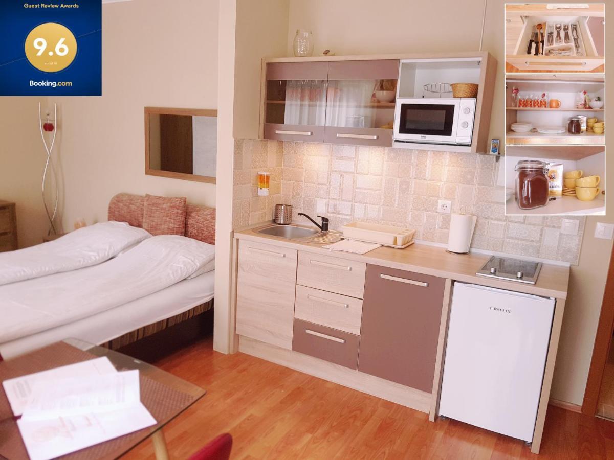 Lola Studio Apartman Hajdúszoboszló Esterno foto