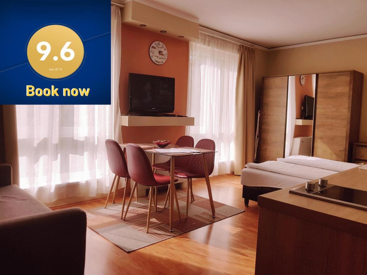 Lola Studio Apartman Hajdúszoboszló Esterno foto